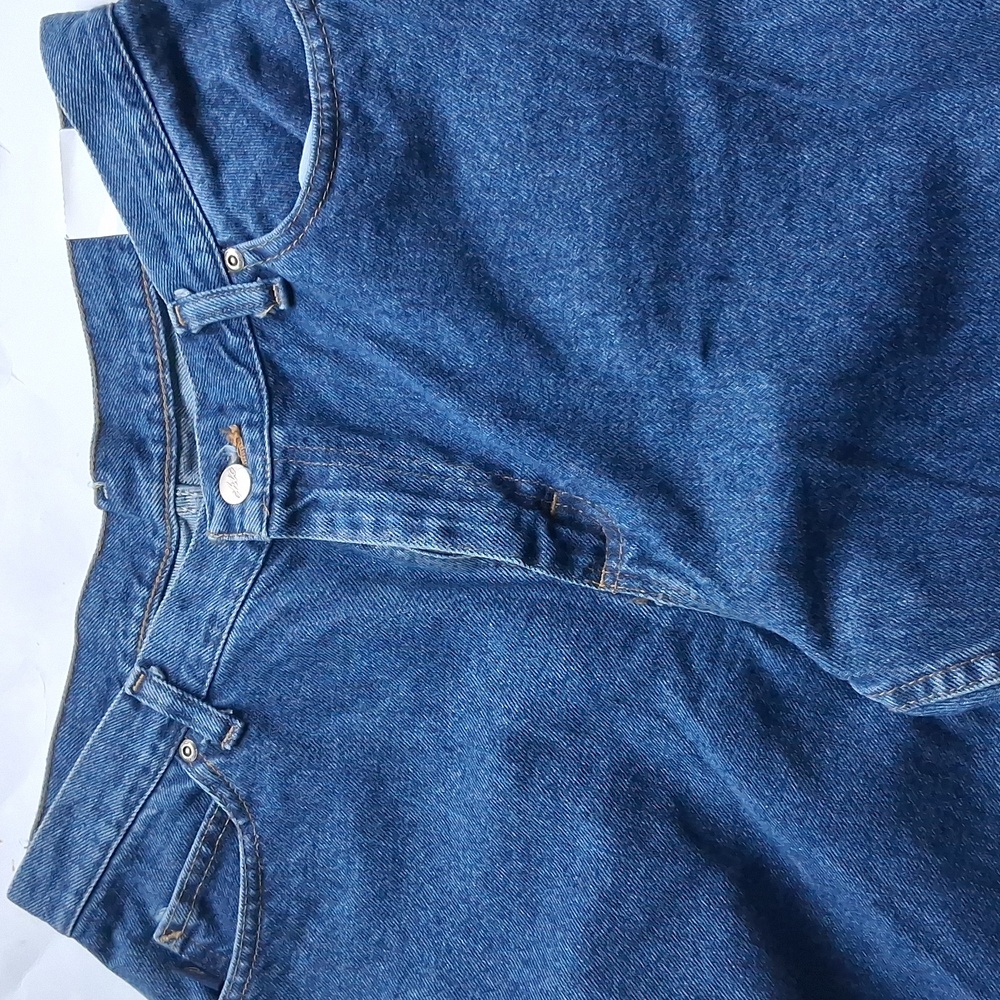 Vintage Chic Relaxed Fit Jeans Petite Nwt - Picture 3 of 7